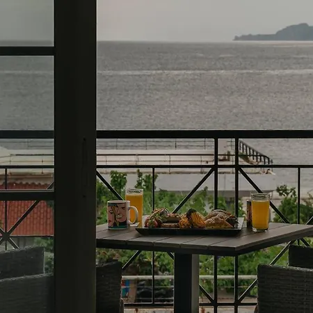 Sea View Apartment 